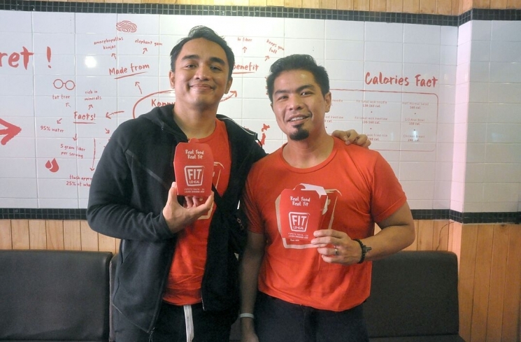 Bams eks Samsons bersama Dipha Barus membuka restoran sehat bernama  Fit Lo-Kal. (istimewa)