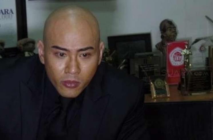 Deddy Corbuzier dan Chika Jessica. [suara.com]