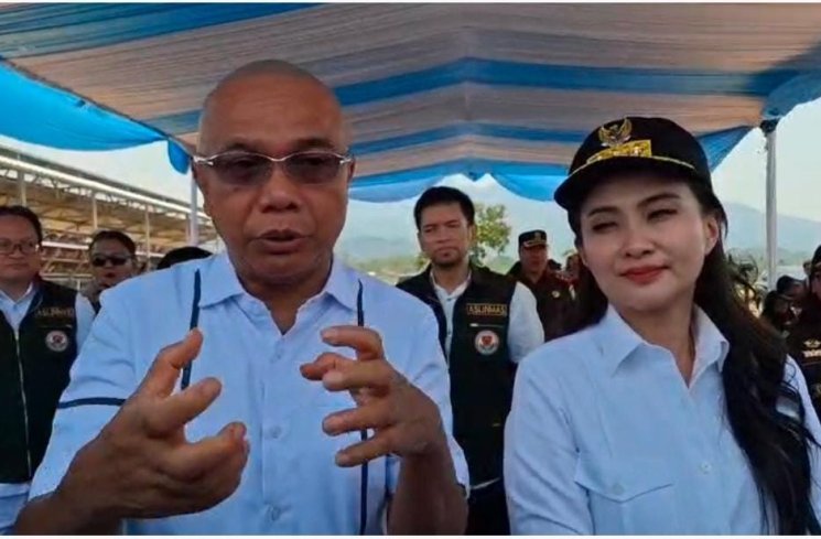 Prof Reda Manthovani dan lainnya. (ist)