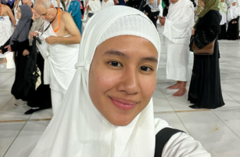 Shenina Cinnamon Umrah, Agamanya Malah Dipertanyakan