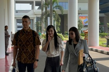 Dulu Outfit Sekali Tampil Capai Ratusan Juta, Kini Sandra Dewi Pakai Barang Gratisan