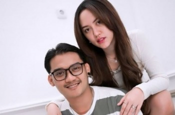 Sampai Kerja Serabutan Jelang Resepsi, Happy Asmara Spill Sampingan Gilga Sahid Selain Nyanyi