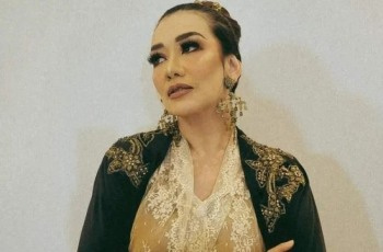 Kasih Kejutan Ultah Calon Mertua, Thariq Halilintar Bikin Reza Artamevia Kehabisan Kata-kata