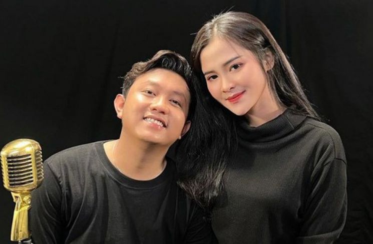 Potret Denny Caknan dan Bella Bonita (Instagram)