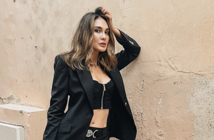 Luna Maya ((instagram))