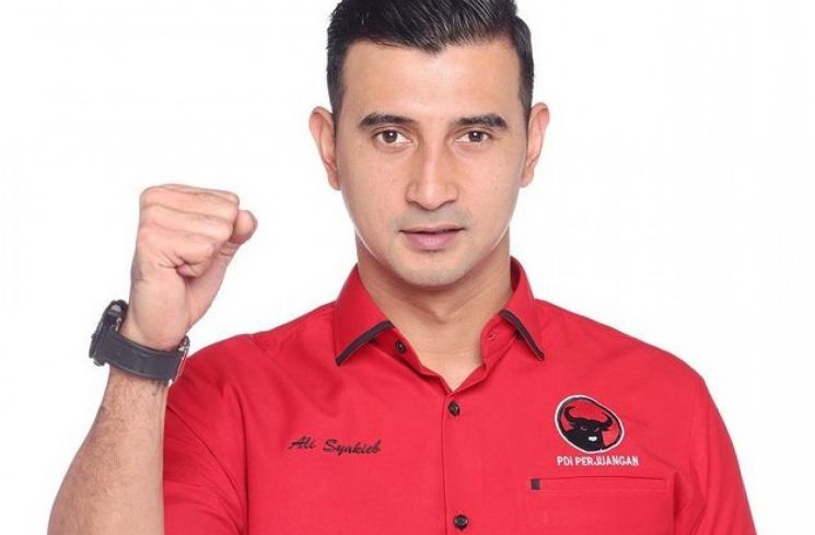 Aktor dan pesinetron Ali Syakieb. (Instagram)