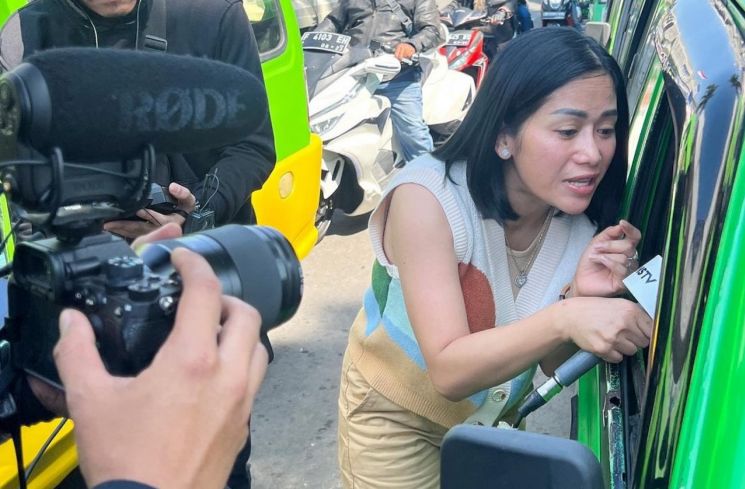 Farida Nurhan, mantan TKW yang kini sukses menjadi YouTuber. (Instagram @farida.nurhan)