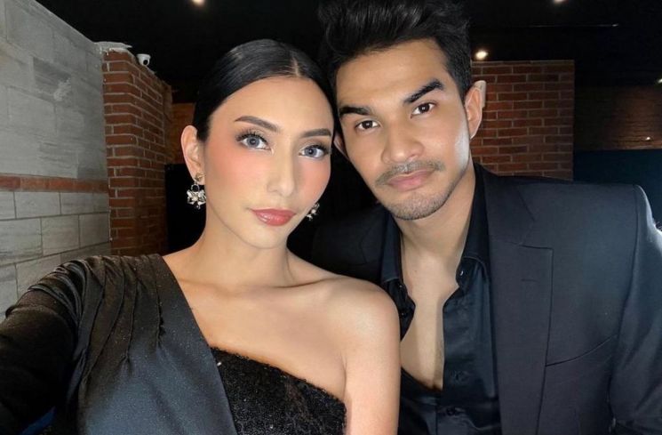 Tyas Mirasih dan Tengku Tezi