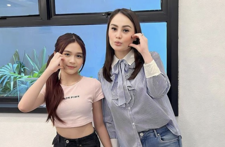 Jennifer Dunn dan Chantal Dunn