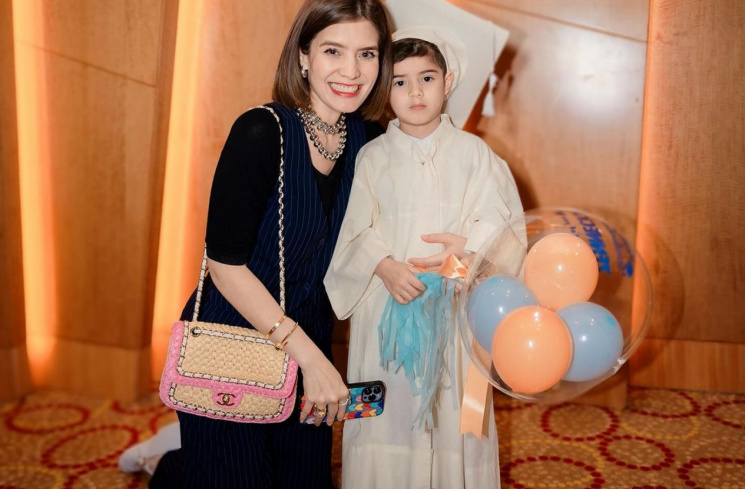 Carissa Puteri dan anak (Instagram)