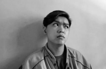 Lirik Lagu Senin Pagi di Bulan Juli - Hal