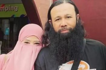 7 Potret dan Kabar Terbaru Peggy Melati Sukma, Bantu Suami Beternak Sapi di Selandia Baru
