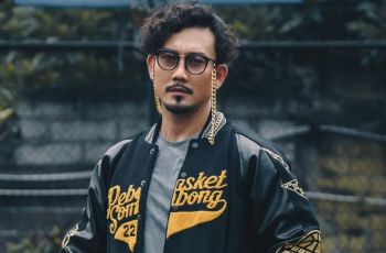 Outfit Denny Sumargo saat Jadi Juri Bikin Salfok, Dian Sastrowardoyo Sampai Kesal Lihatnya