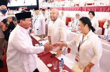 Ditanya Apa Ingin Rujuk bila Prabowo jadi Presiden, Titiek Soeharto Tersenyum Simpul: Kita Tuh Hubungannya Baik