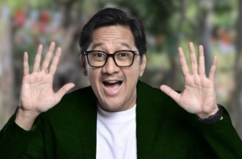 Andre Taulany Pura-pura Mainkan Lagu 'Mungkinkah' usai Disomasi Eks Gitaris Stinky: Halus  Kali Sindiran Pak Haji