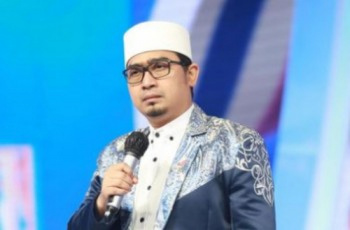 Sebut Rasulullah hingga Kutip Isi Alquran, Ustaz Solmed Bangga Flexing: Kalau Ada Orang Susah, Dia Tahu Harus Minta ke Mana