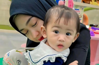 Tak Suka dengan Kehadiran Sang Putri, Tapi Ria Ricis Tuntut Hak Asuh Baby Moana ke Teuku Ryan? Padahal Gegara Dia itu Gue Dianggurin Suami