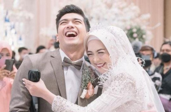 Niat Ingin Bermesraan, Ria Ricis Harus Gigit Jari Karna Teuku Ryan Malah Lakukan Ini