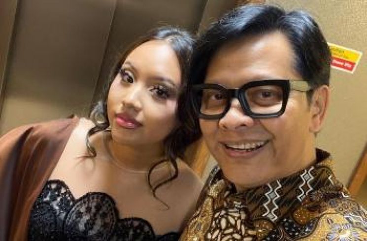 Naja Anak Armand Maulana dan Dewi Gita Lulus Kuliah. (Instagram/armandmaulana04)