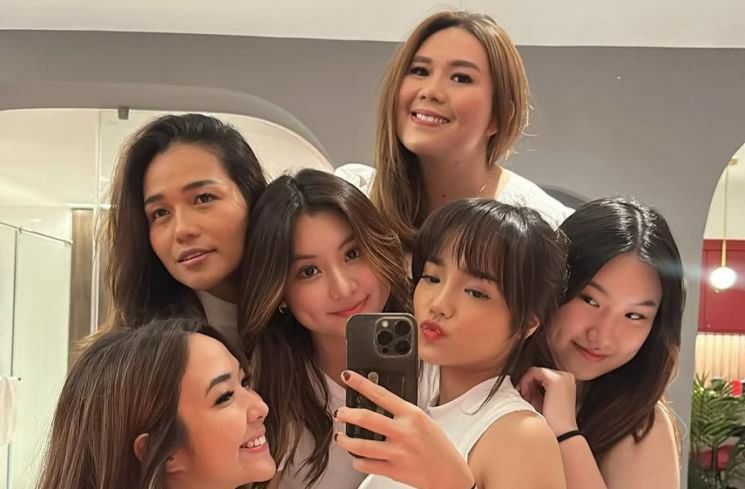 Fuji, Gisella Anastasia, dan teman satu circle. (Instagram/@fuji_an)