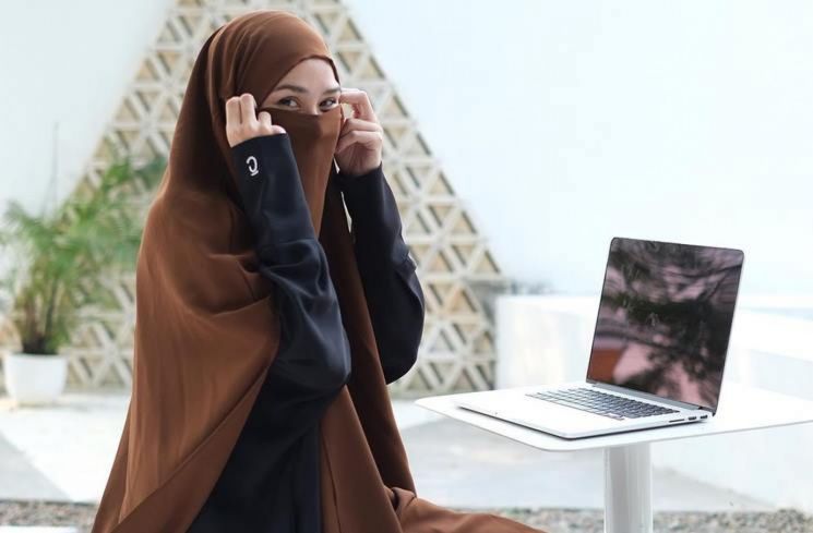 Zaskia Adya Mecca pakai cadar (Instagram/@zaskiadyamecca)