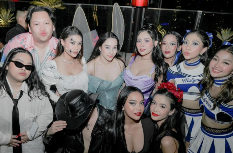 Rachel Vennya bersama teman-temannya [Instagram @rachelvennya]