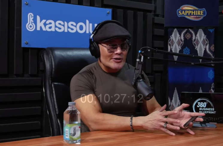 Deddy Corbuzier di podcast kasisolusi [tangkapan layar]