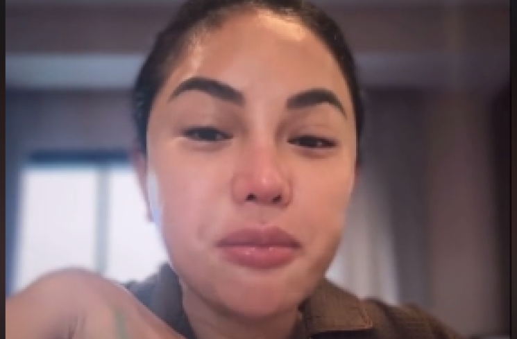 Nikita Mirzani akui hatinya sedang sedih. (tangkapan layar/istimewa)