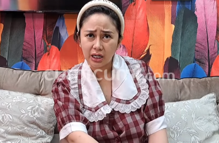 Ungkap Borok JK, Denise Chariesta: Bapaknya Milih Mabok sama Nyimeng daripada Sambut Anaknya Lahir. (tangkapan layar/ Channel Youtube Cumicumi) (Channel Youtube Cumicum)