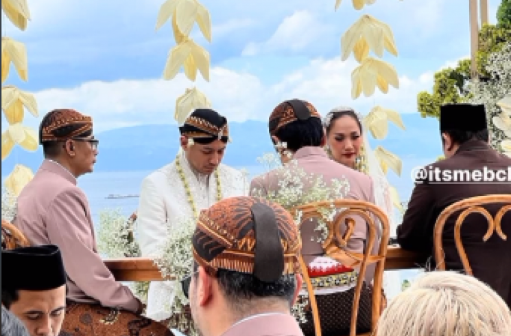Prosesi akad nikah Bunga Citra Lestari dan Tiko  Aryawardhana . (tangkapan layar/ist) (TikTok.)