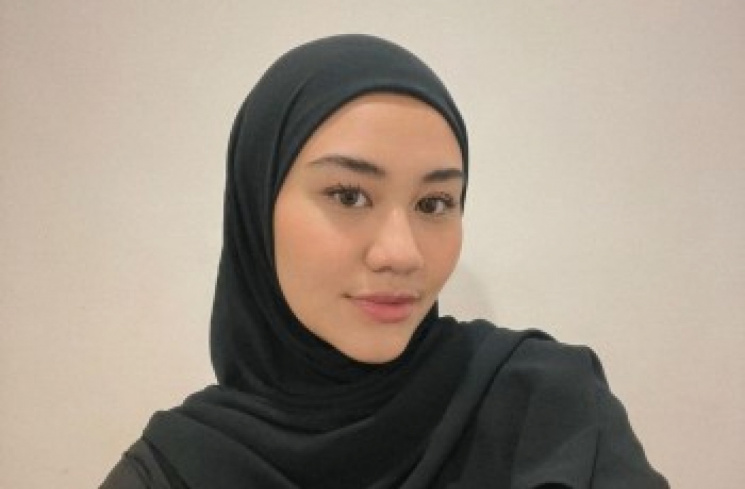 Keciduk Rajin Ikut Kajian, Aaliyah Massaid Disindir Ngebet jadi Mantu Gen Halilintar: Mode Alim tapi Suhu. (Instagram/aaliyah.massaid)