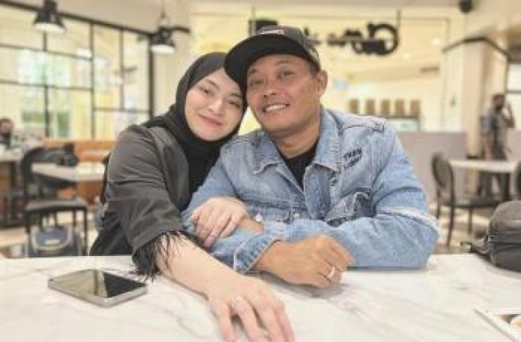 Waduh! Kepergok Cuma Antar Adzam ke Lobi Hotel, Nathalie Holscher Gak Diundang ke Nikahan Rizky Febian-Mahalini Gegara Ada Pacar Sule?(instagram/@ferdinan_sule)