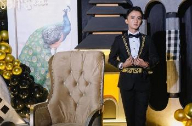 Momen Ultah Sensen Asisten Raffi Ahmad (instagram/@sensen_ahmad)