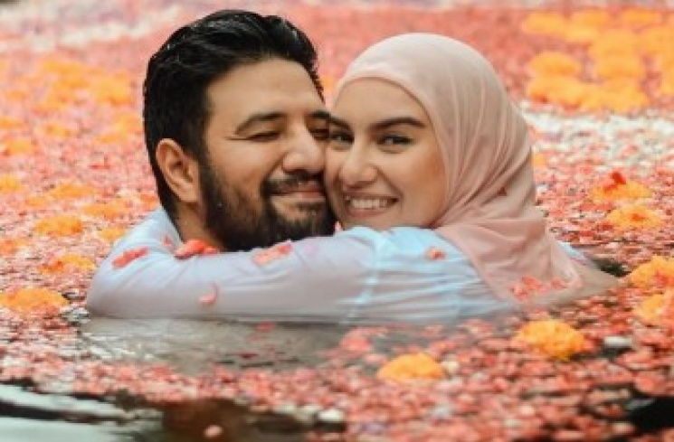 Irish Bella Dibela usai Gugat Cerai, Ammar Zoni Ramai Dicibir Gegara 3 Kali Keciduk Narkoba: Jadi Member Lapas Aja Lah.(instagram/@_irishbella_)