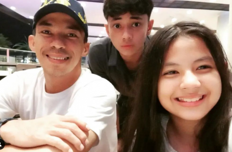 Attila Syach bersama Jaka Tirta Syach dan Kardin [Instagram @attila_syach]