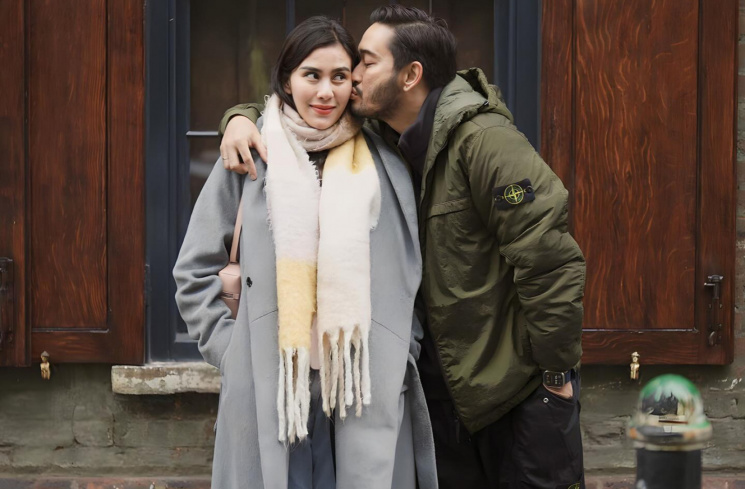 Syahnaz Sadiqah  diminta tidak lagi selingkuh dari Jeje (Instagram@syahnazs)