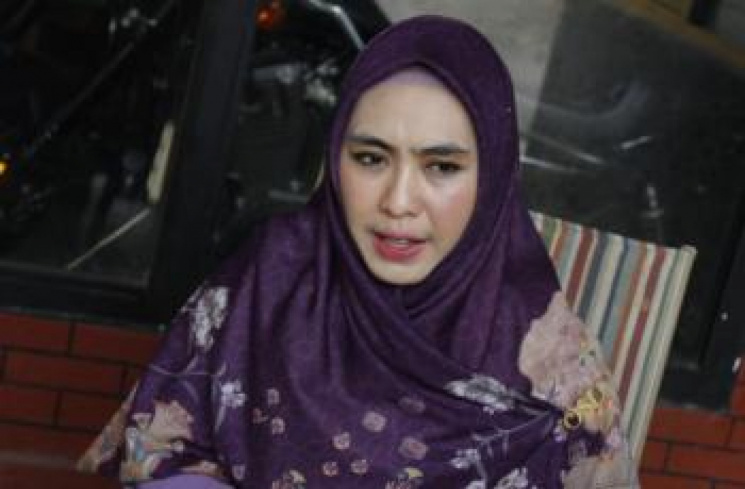 Oki Setiana Dewi di kawasan Tendean, Jakarta, Selasa (25/7/2023) [Adiyoga Priyambodo] [Adiyoga Priyambodo]