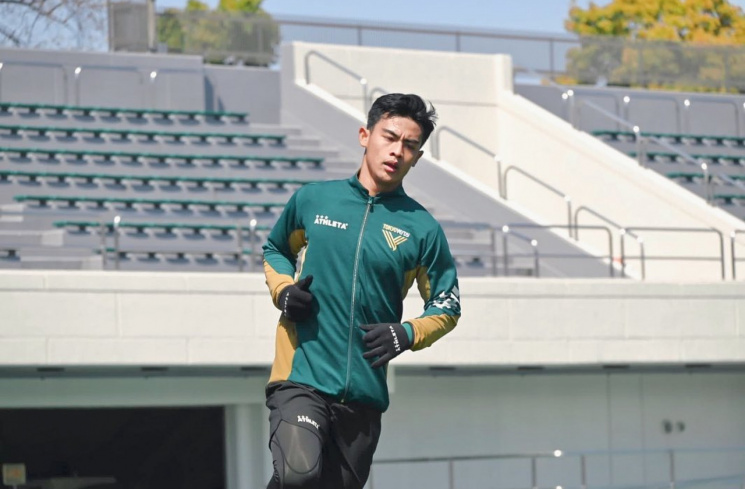 Pratama Arhan kala merumput di Tokyo Verdy