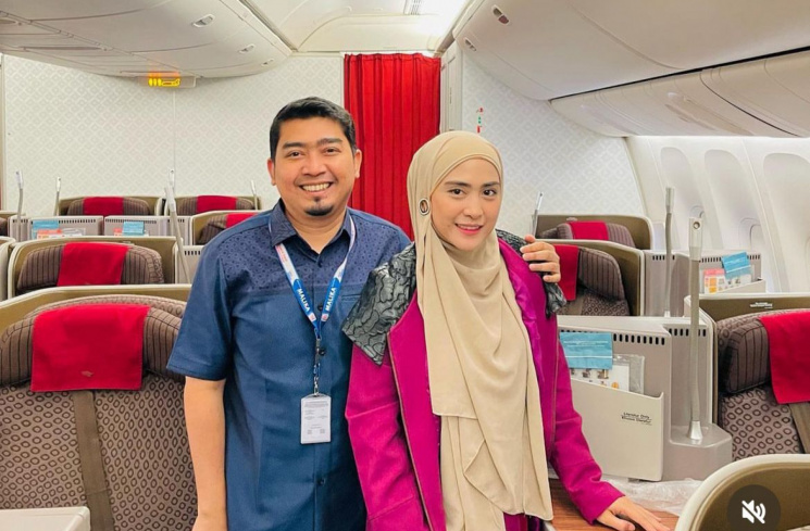 Ustaz Solmed dan istri [instagram @ustad_solmed]