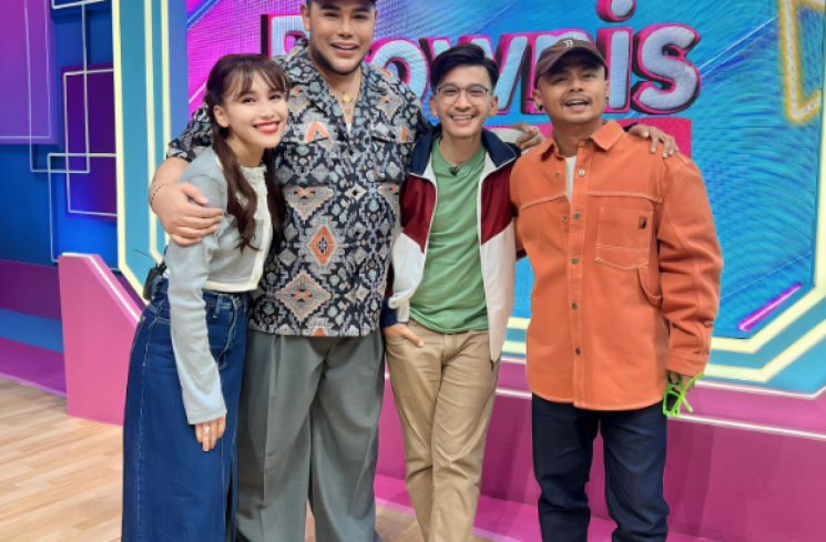 Ngaku Dendam Ditegur KPI, Ivan Gunawan Muncul Lagi di Acara Brownis: Baju Gue Laki Kan?(tangkapan layar/Instagram). [Instagram.]