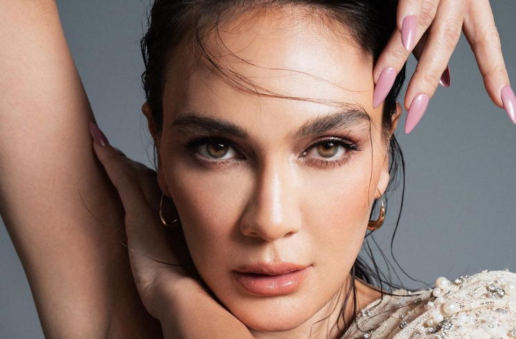 lunamaya (instagram @lunamaya)