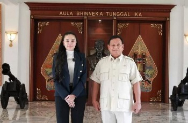 Unfollow Akun Raffi Ahmad? Nikita Mirzani Ngamuk Dilepeh di Kubu Prabowo: Untung Saya Bukan Manusia Jago Menjilat! (Dok.Istimewa)