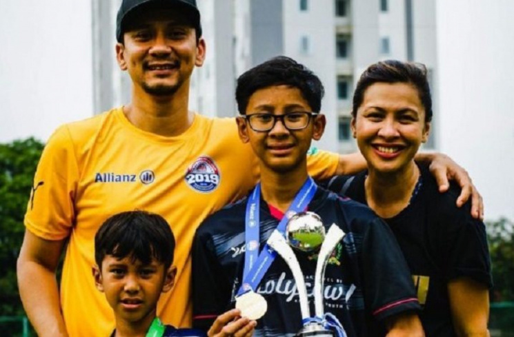 Vincent Rompies dan Legolas