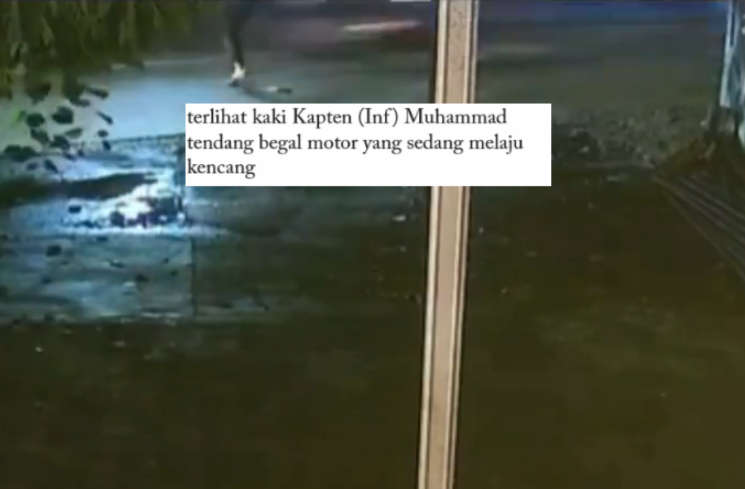 Tangkapan layar video Kapten (Inf) Muhammad berhasil menendang begal saat membawa motor curian [Twitter]