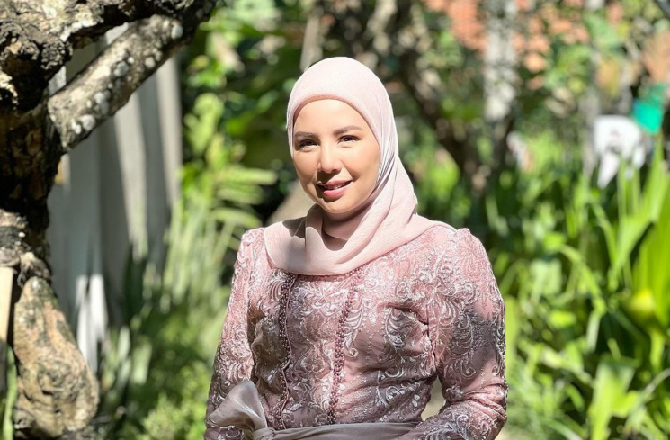 Tya Ariestya terapkan pola makan 5 kali sehari demi diet sehat dan turunkan berat badan (Instagram @tya_ariestya)