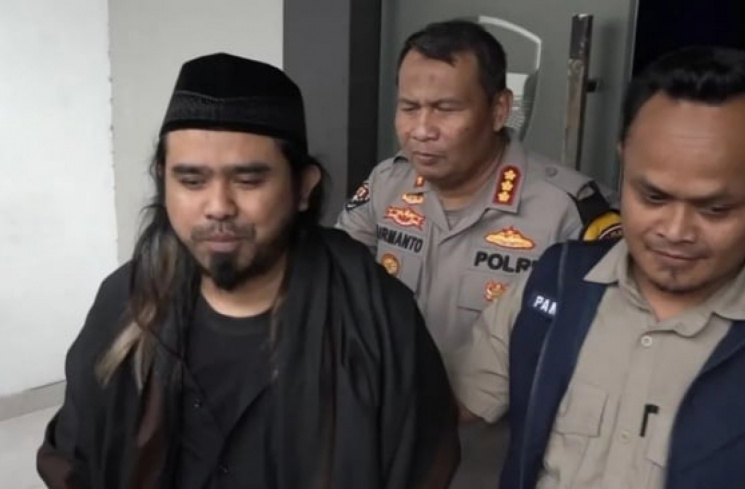 Gus Samsudin ditangpak polisi (ANTARA/HO-Bidhumas Polda Jatim)