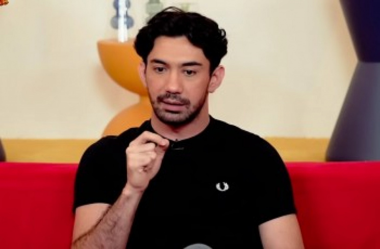 Reza Rahadian (YouTube VINDES)