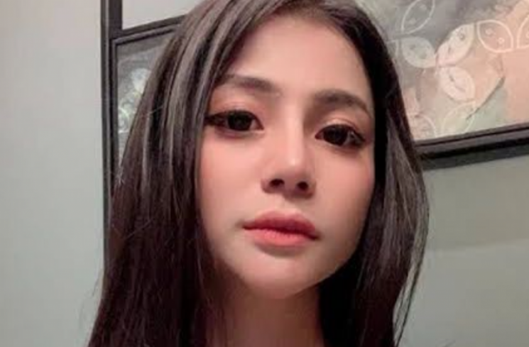 Tisya Erni [Instagram]