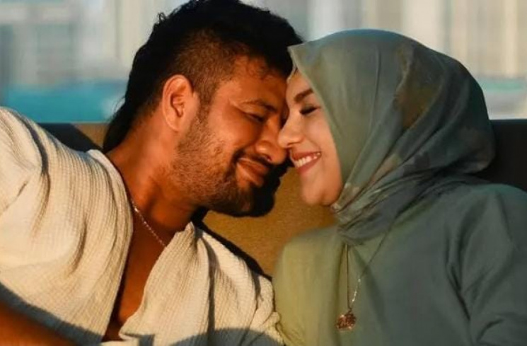 Ammar Zoni dan Irish Bella saat masih akur sebagai suami istri [Instagram/@ammarzoni]