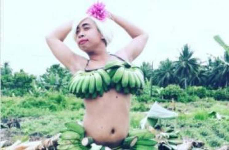 Penampilan Nyeleneh Mimi Peri (Instagram/@mimi.peri)
